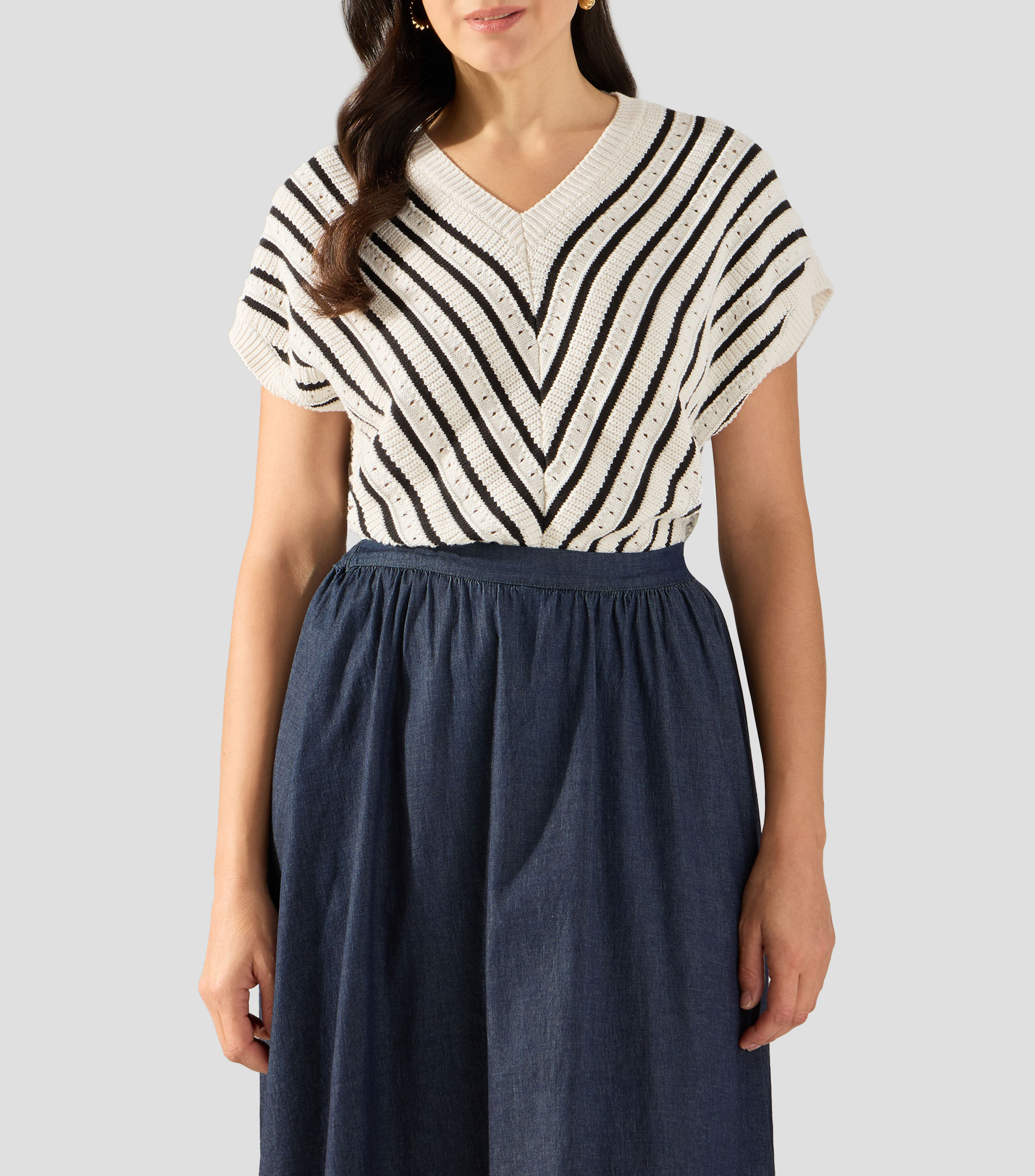 Suéter cuello V Mujer